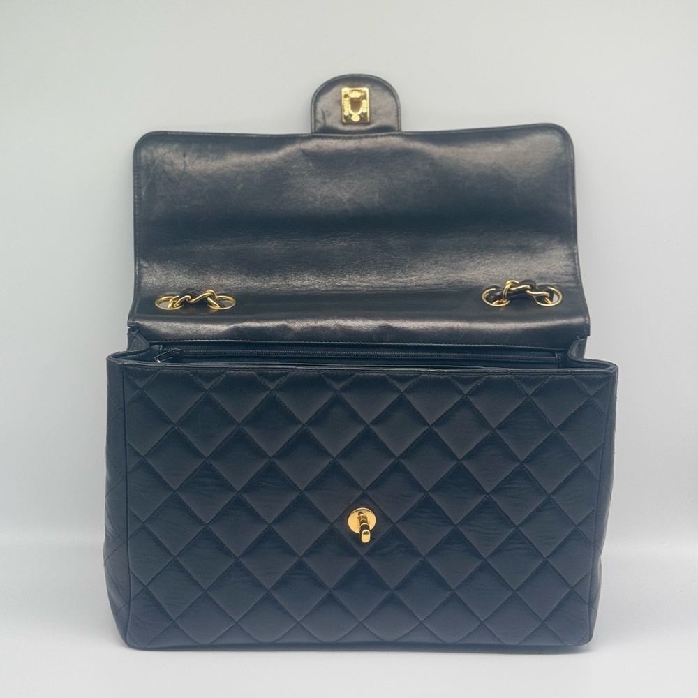 SOLD Chanel Jumbo Single Flap Shoulder Bag with Black Interior Series (96-97) - Picture 4 of 16